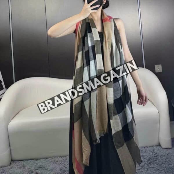Шарф Burberry BM45735573277