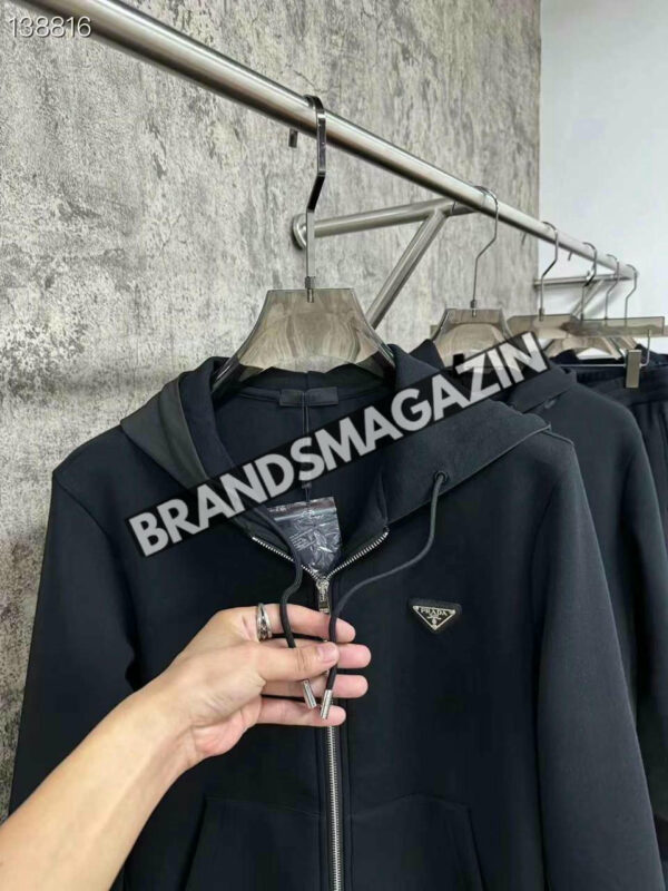 Спортивный костюм Prada BM45840128977 4