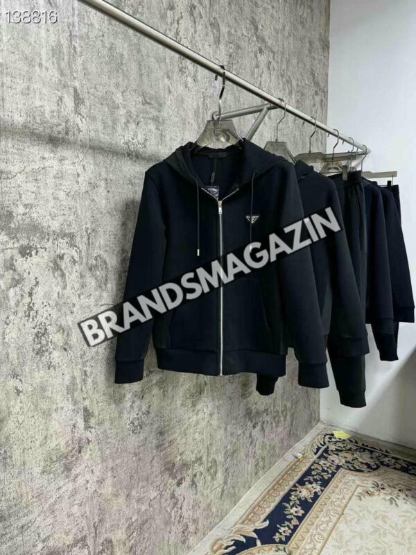 Спортивный костюм Prada BM45840128977