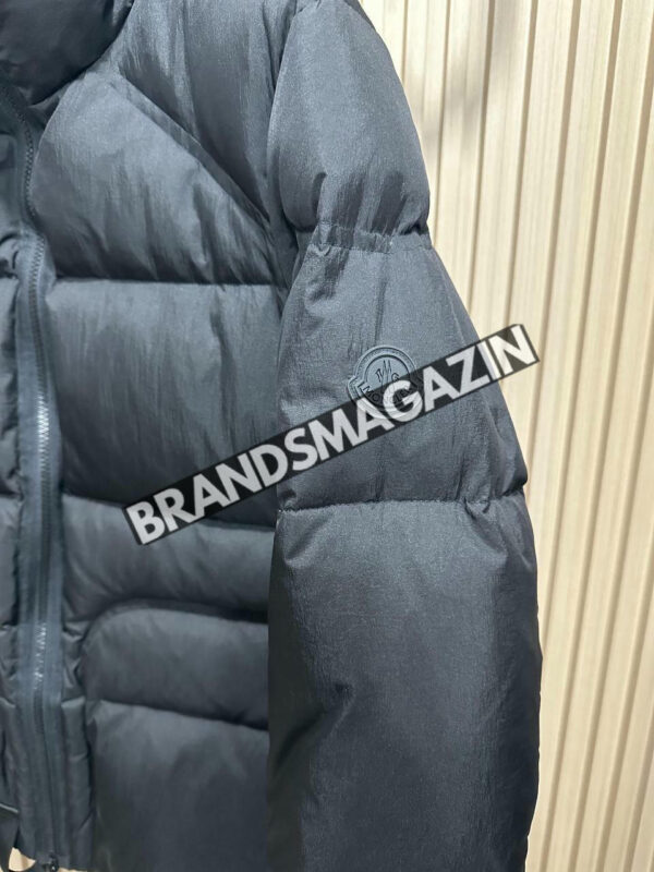 Пуховик Moncler BM47569525377 2
