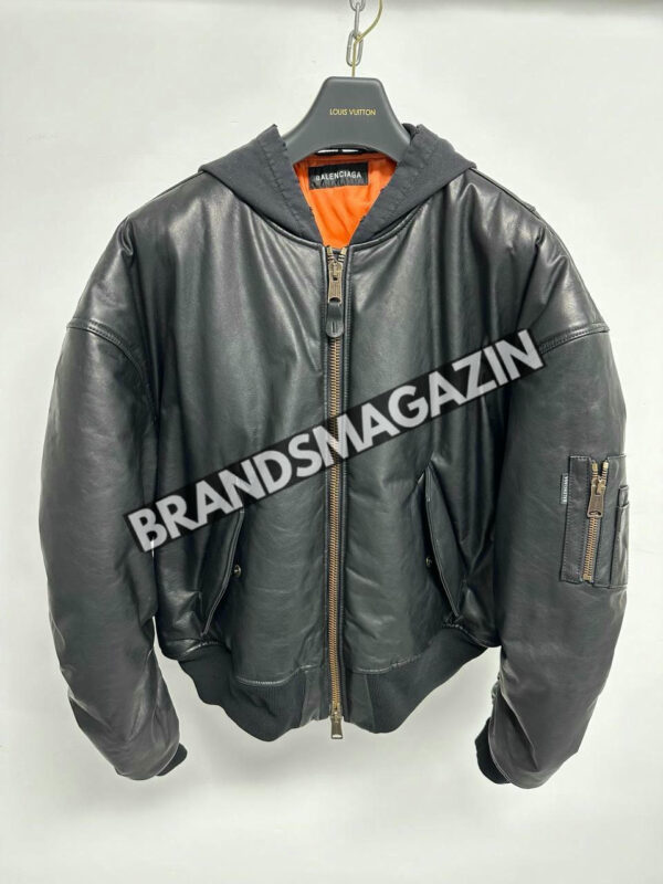 Кожаный бомбер Balenciaga BM46465758477