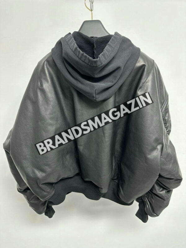 Кожаный бомбер Balenciaga BM46465758477 2