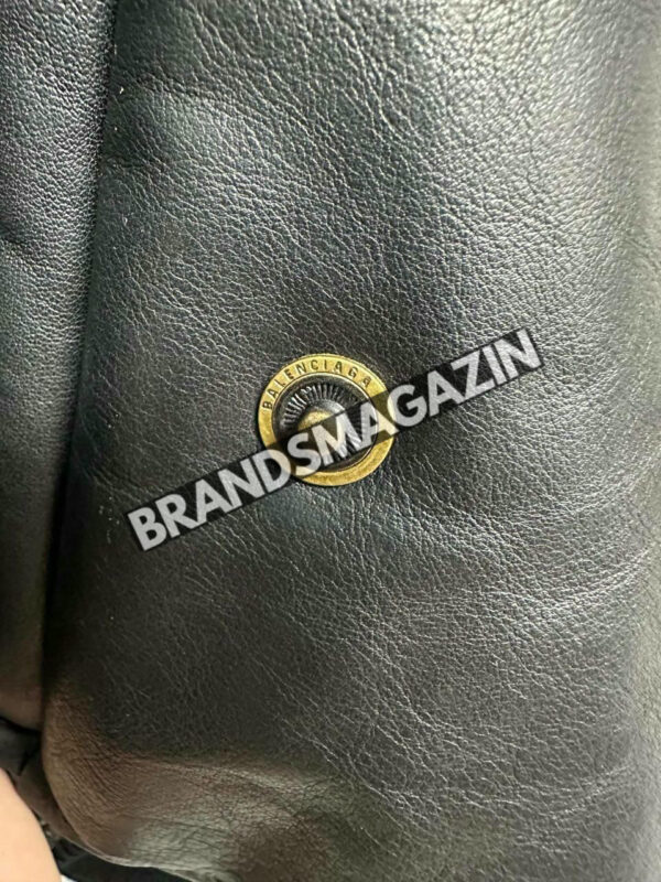 Кожаный бомбер Balenciaga BM46465758477 6