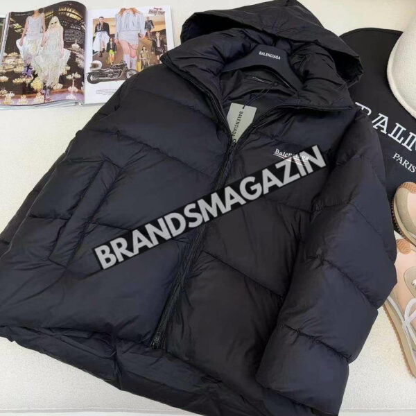 Пуховик Balenciaga BM46114587077