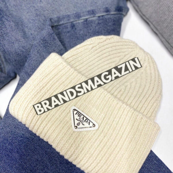 Шапка Prada BM68336677