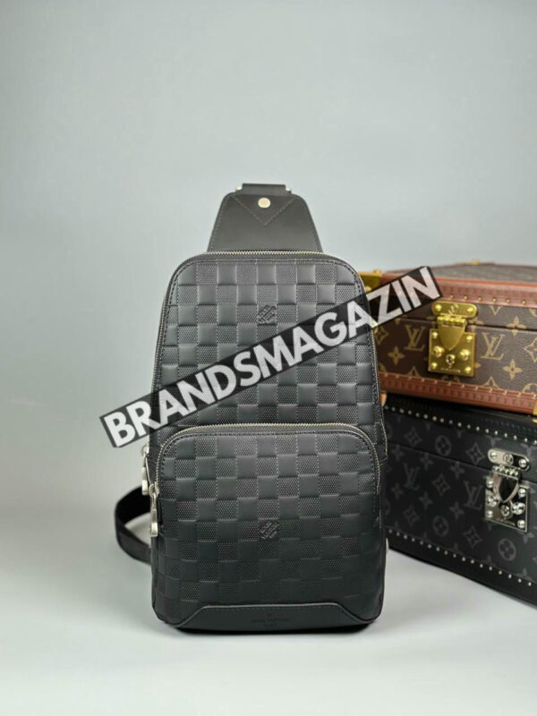 Сумка-слинг Louis Vuitton BM47091162577
