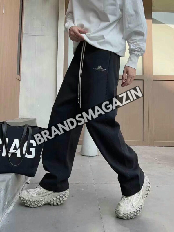 Спортивные штаны Balenciaga BM46982512077