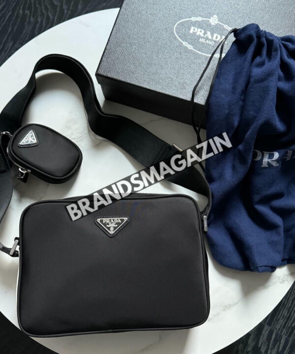 Сумка-мессенджер Prada BM47437992777 Сумка-мессенджер Prada BM47437992777