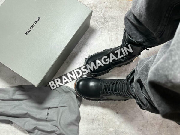 Ботинки Balenciaga BM45802223577