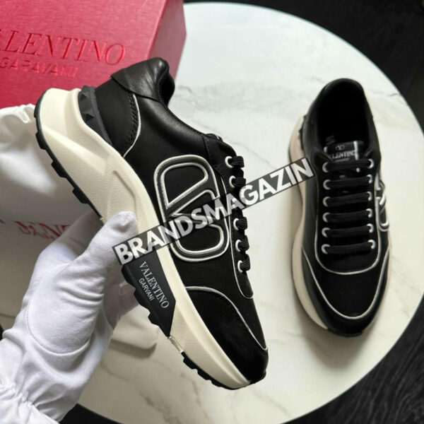 Кроссовки Valentino BM47190497777