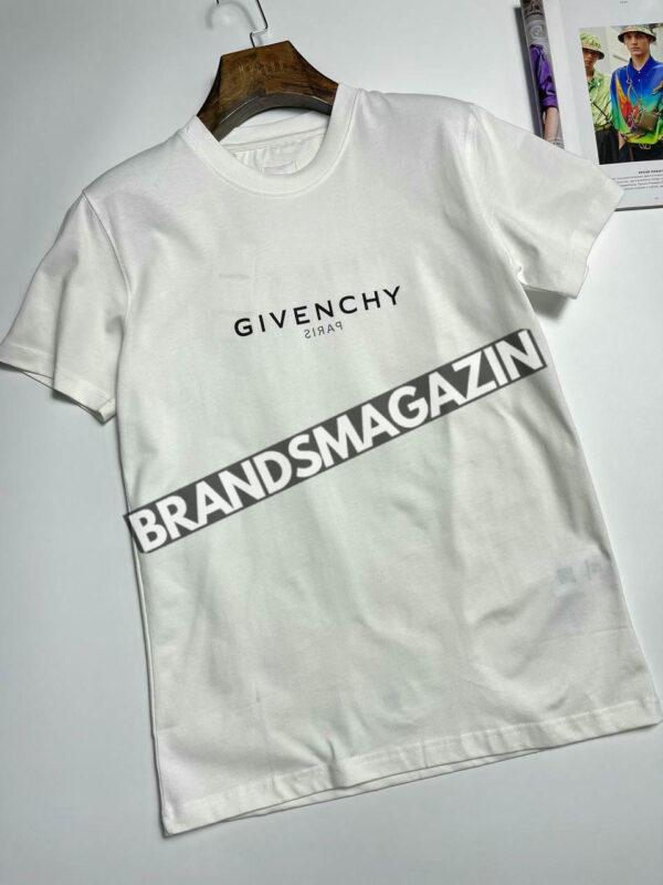 Футболка Givenchy BM70519977