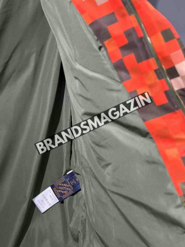 Пуховик Louis Vuitton BM46988102277 4