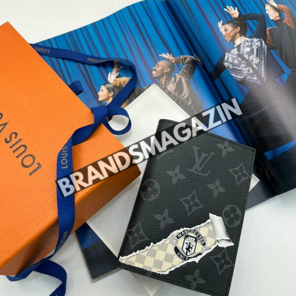 Обложка на паспорт Louis Vuitton BM46876923177