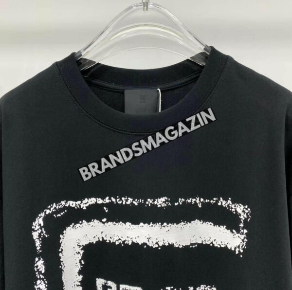 Футболка Givenchy BM68812577 3