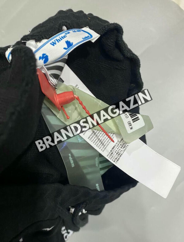 Футболка Givenchy BM72201477 3