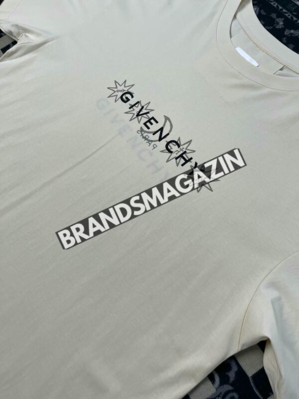 Футболка Givenchy BM7322277 2