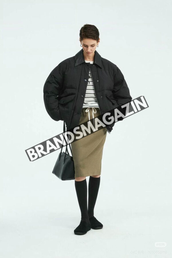 Пуховик MIU MIU BM46085114477 4