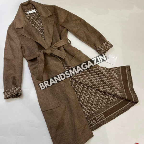 Пальто Dior BM67776677
