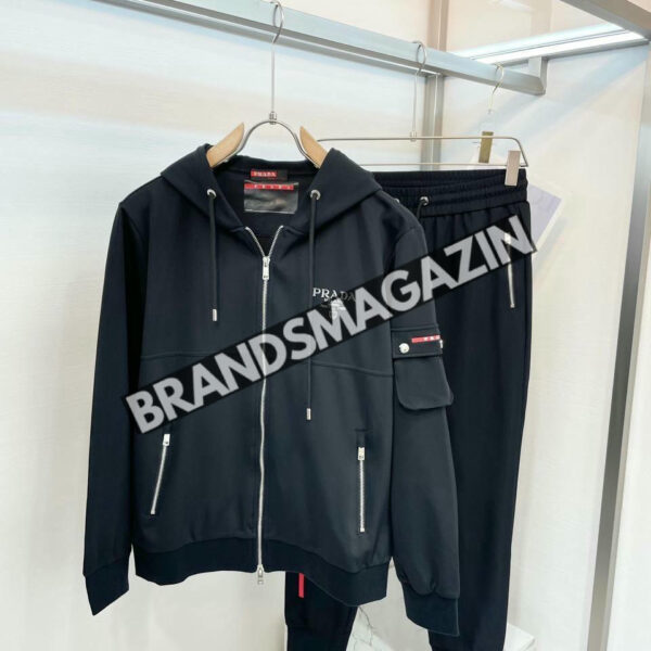 Спортивный костюм Prada BM70873777