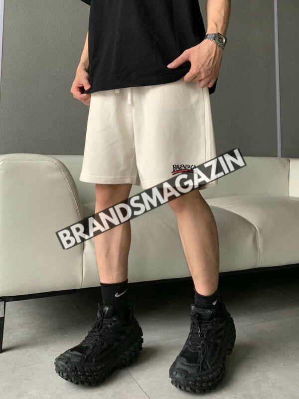 Шорты Balenciaga BM71364677