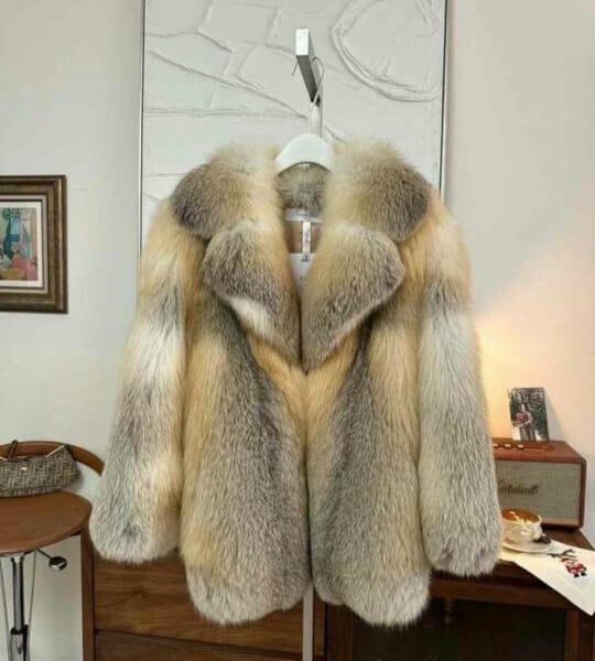 Шуба Dior BM47391010177