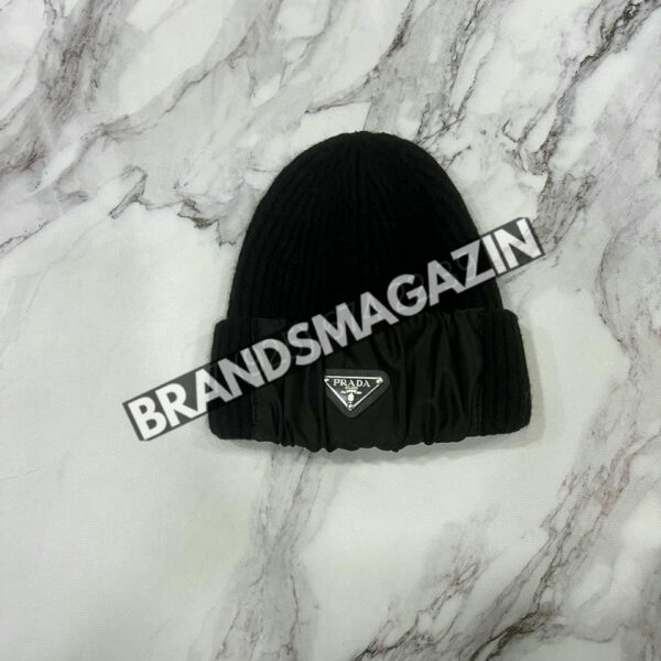 Шапка Prada BM67800977