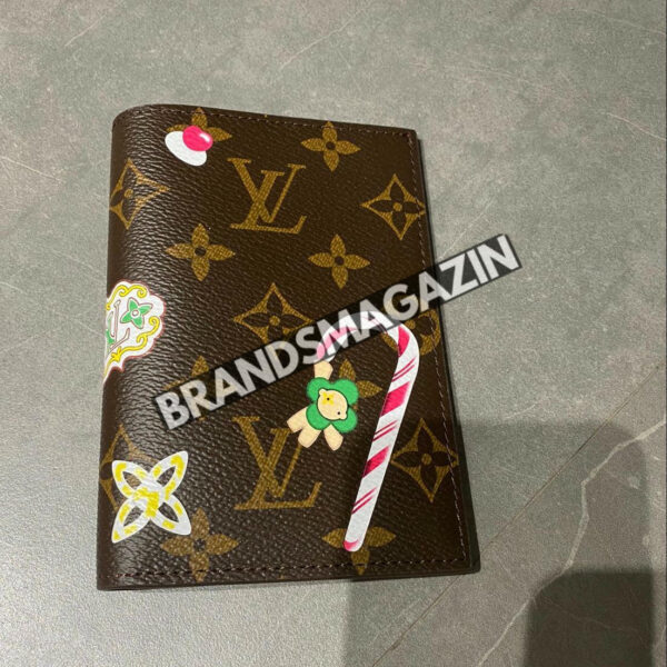 Обложка на паспорт Louis Vuitton BM46391187377