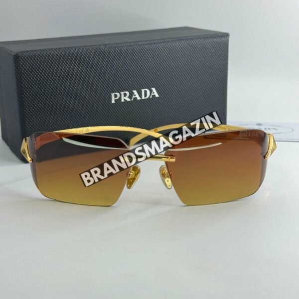 Солнцезащитные очки Prada BM46464641077