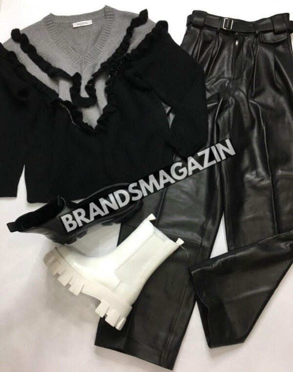 Свитер Valentino BM46582722577