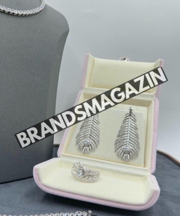 Серьги Boucheron BM46355803277 Серьги Boucheron BM46355803277