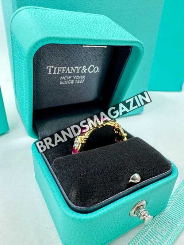 Кольцо Tiffany & Co. BM46633170077