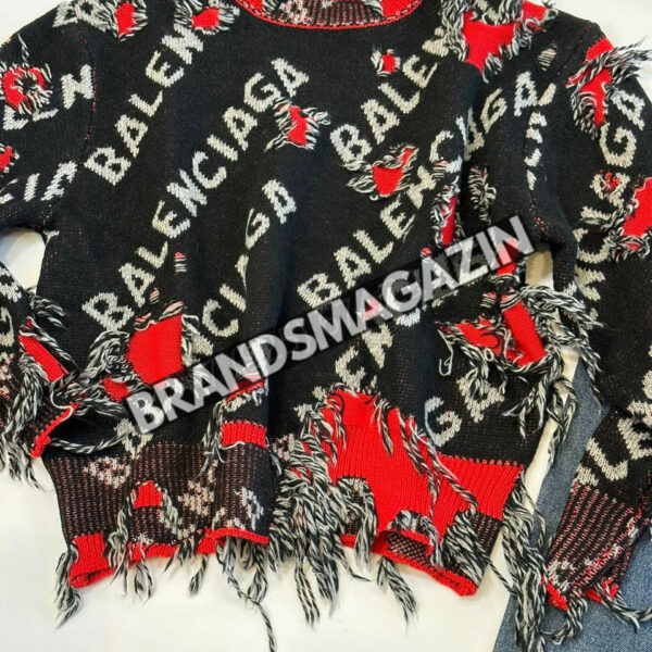 Свитер Balenciaga BM69221277
