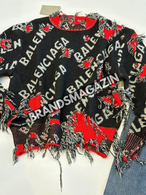 Свитер Balenciaga BM69221277