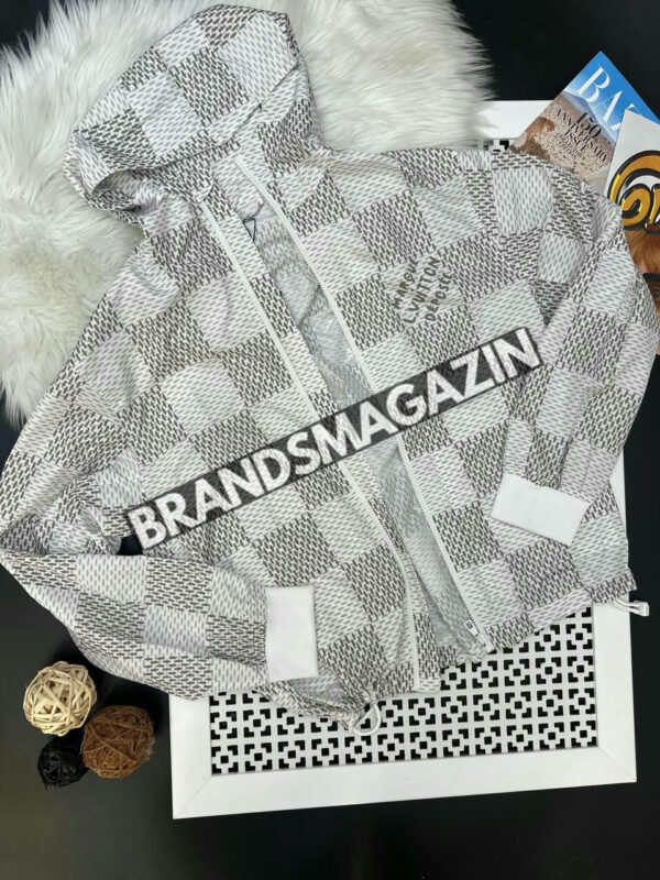 Прогулочный костюм (тройка) Louis Vuitton BM71844477 4