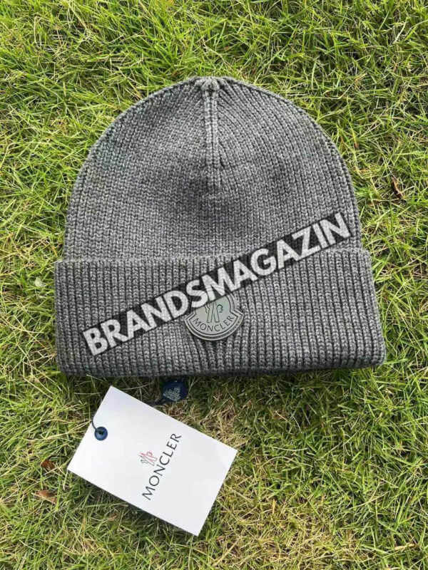 Шапка Moncler BM46984701377