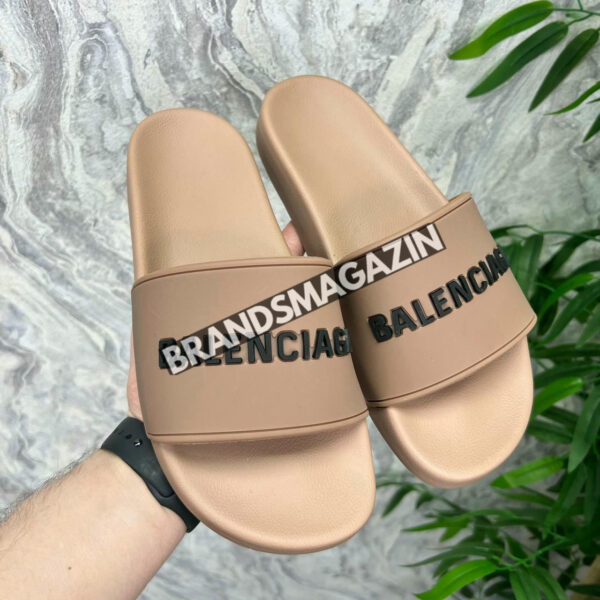 Шлепанцы Balenciaga BM71305977