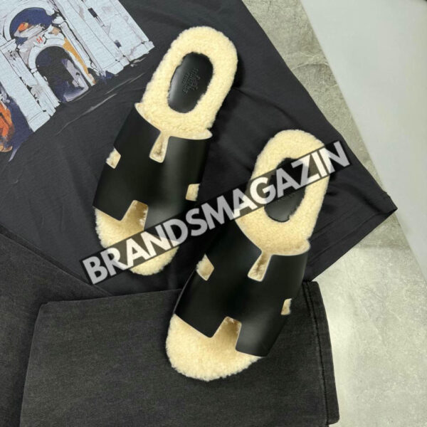 Шлепанцы Hermes BM45709536077