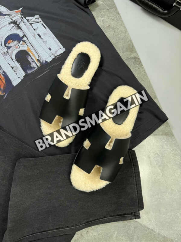 Шлепанцы Hermes BM45709536077