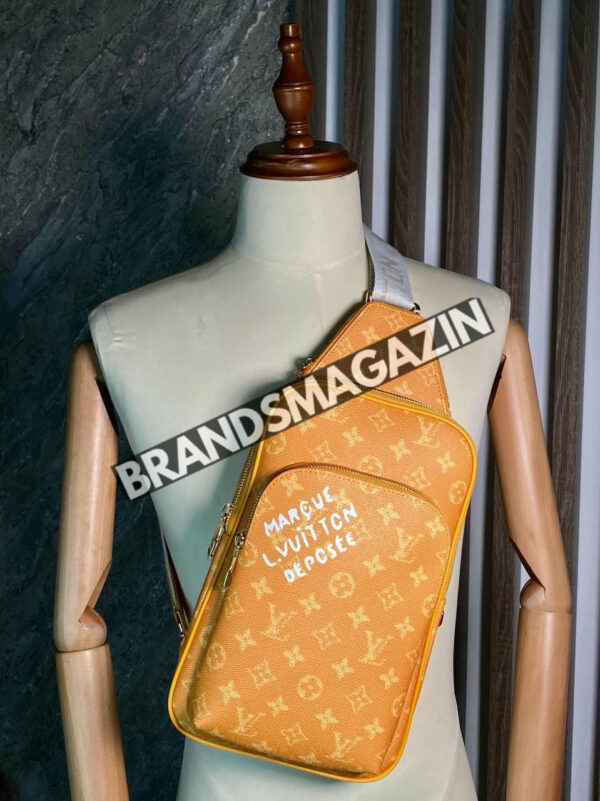 Сумка-слинг Louis Vuitton BM46148292677