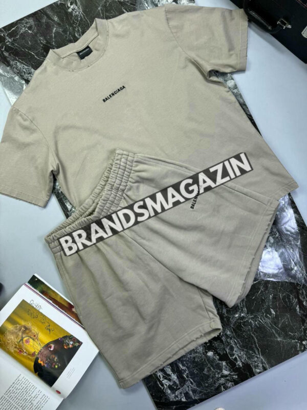 Прогулочный костюм Balenciaga BM70641977