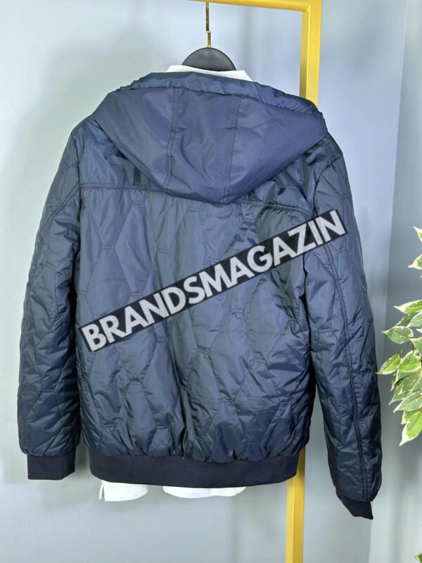 Куртка Burberry BM70399177 3