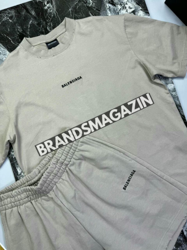 Прогулочный костюм Balenciaga BM70641977 2
