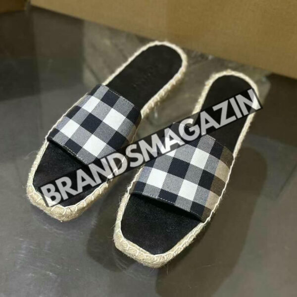 Шлепанцы Burberry BM70362977
