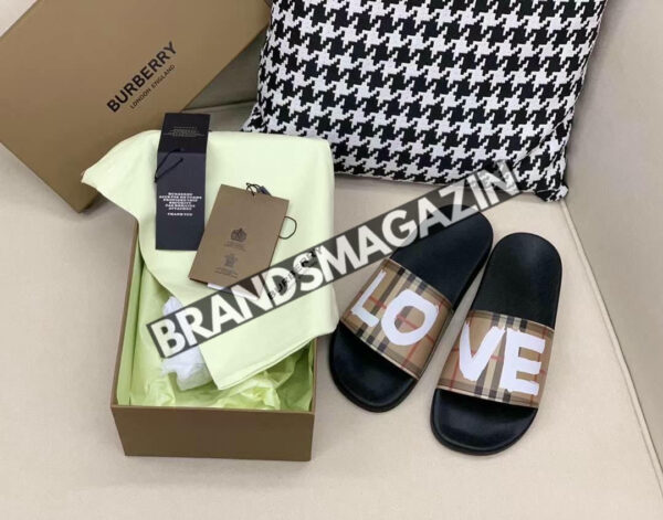 Шлепанцы Burberry BM70431277