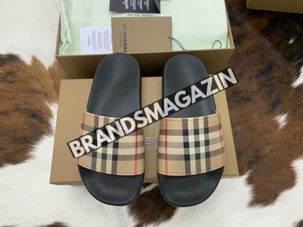 Шлепанцы Burberry BM70431377