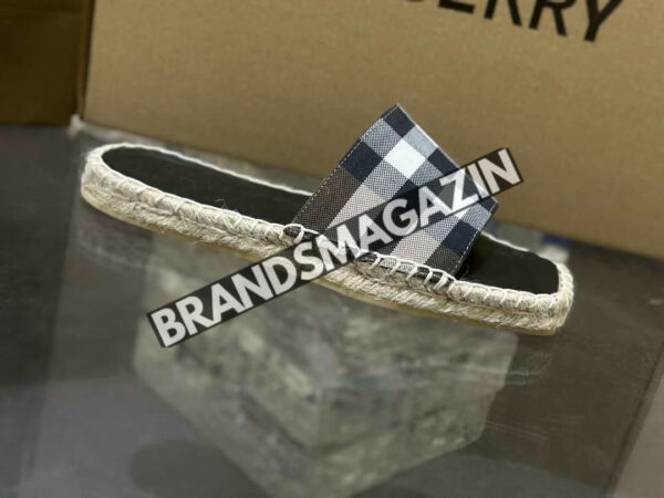 Шлепанцы Burberry BM70362977 5