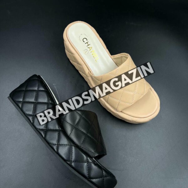 Шлепанцы Chanel BM70377077