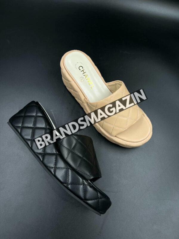 Шлепанцы Chanel BM70377077