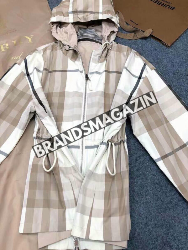 Куртка Burberry BM71314577 4