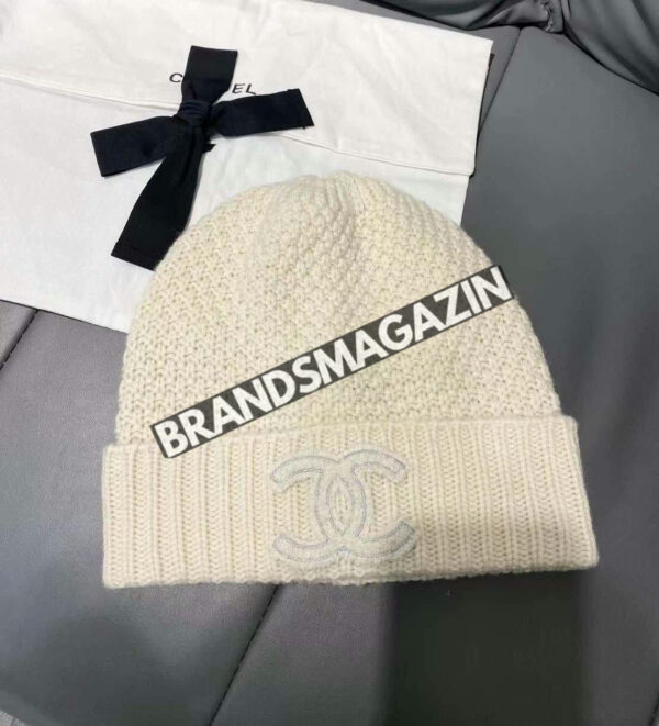 Шапка Chanel BM47015120777